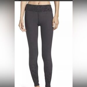 Koral Women's Gray Leggings size small